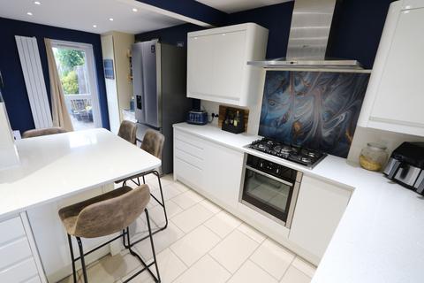 9 Chafford Way, Grays, RM16 2EB
