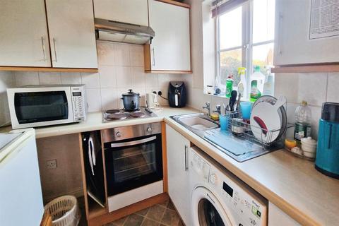2 bedroom apartment for sale, Hennessey Close, Chilwell, NG9 5AU