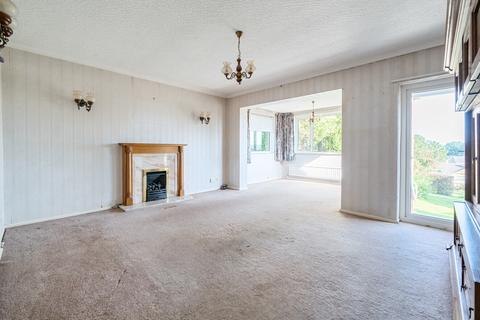 3 bedroom bungalow for sale, Curdridge Lane, Waltham Chase, Southampton, Hampshire, SO32