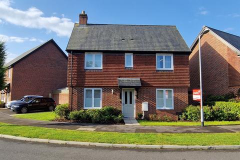 3 bedroom detached house for sale, Colden Common