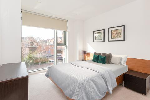 1 bedroom apartment for sale, Avonmore Road, Kensington, W14