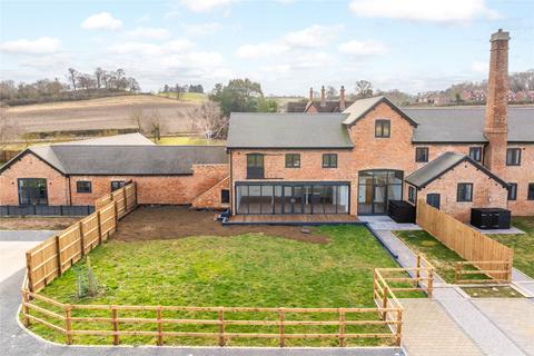 3 bedroom barn conversion for sale, Great Hall Barns, Sandhill Close, Millbrook, Bedfordshire, MK45