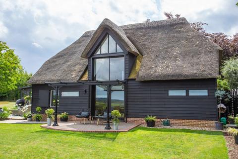 4 bedroom barn conversion for sale - Gushmere, Selling, ME13