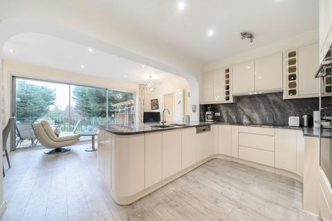 5 bedroom detached house for sale - Kerry Avenue, Stanmore, HA7