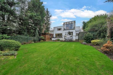 5 bedroom detached house for sale - Kerry Avenue, Stanmore, HA7