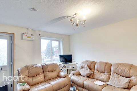 1 bedroom end of terrace house for sale, Wolston Close, Luton
