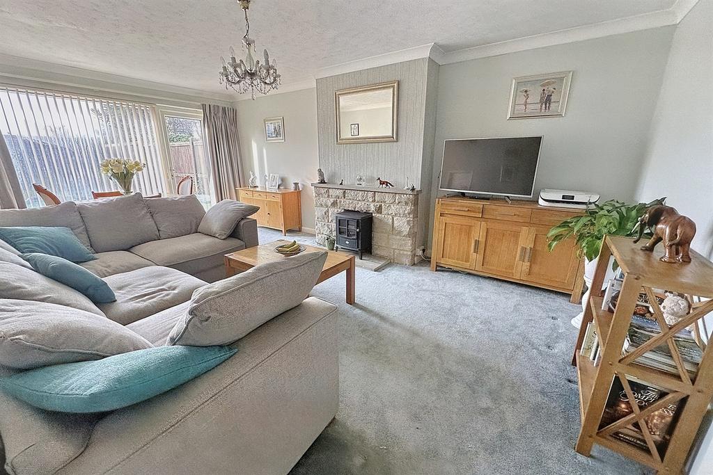 West Moors 2 bed bungalow for sale £385,000