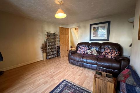 2 bedroom terraced house for sale, Stockport Road, Hyde, SK14 5RY