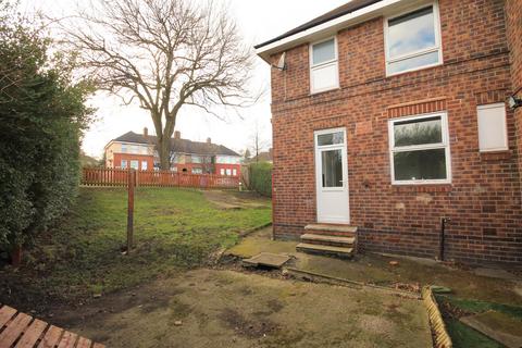 3 bedroom semi-detached house to rent, Sicey Avenue, Sheffield, S5