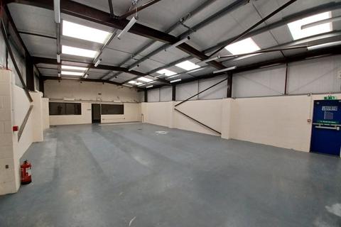 Warehouse to rent, Former Builders Merchant, Stane Street, Westhampnett, Chichester, PO18 0NS