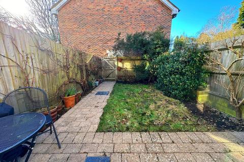 2 bedroom terraced house for sale, Hunters Place, Hindhead, Surrey