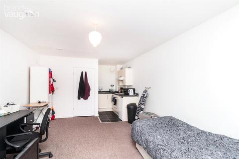 Studio to rent, George Street, Brighton BN2