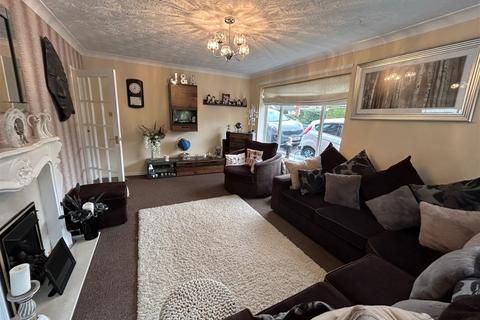 2 bedroom detached bungalow for sale - Wainfleet Road, Burgh Le Marsh, Skegness, Lincolnshire, PE24 5BN