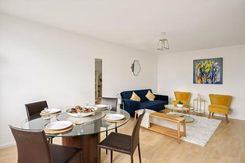 1 bedroom flat for sale, Cambridge Square, London, W2