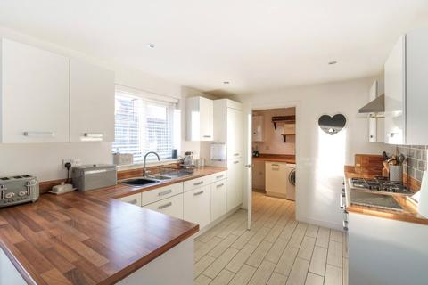 4 bedroom detached house for sale, Whitwell Close, Wakefield, West Yorkshire