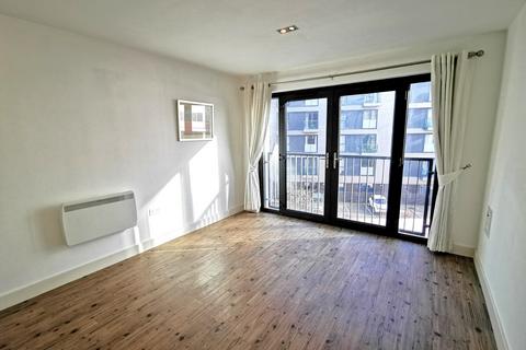 Studio to rent, Clive Passage, Birmingham, West Midlands, B4