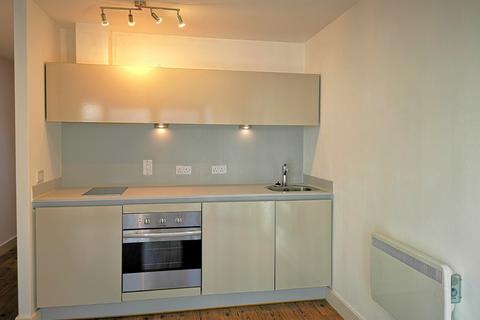 Studio to rent, Clive Passage, Birmingham, West Midlands, B4