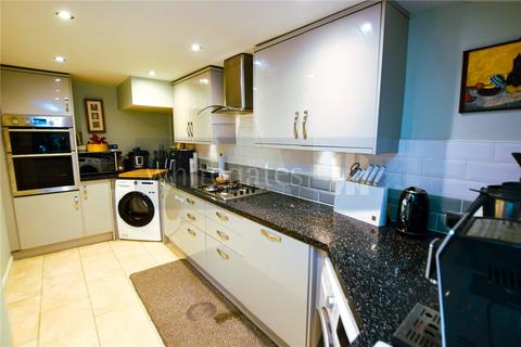 3 bedroom terraced house for sale - Barkly Road, Leeds, West Yorkshire, LS11