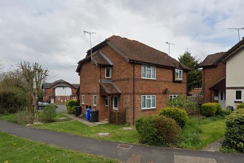 1 bedroom end of terrace house for sale, Redwoods Way, Church Crookham GU52