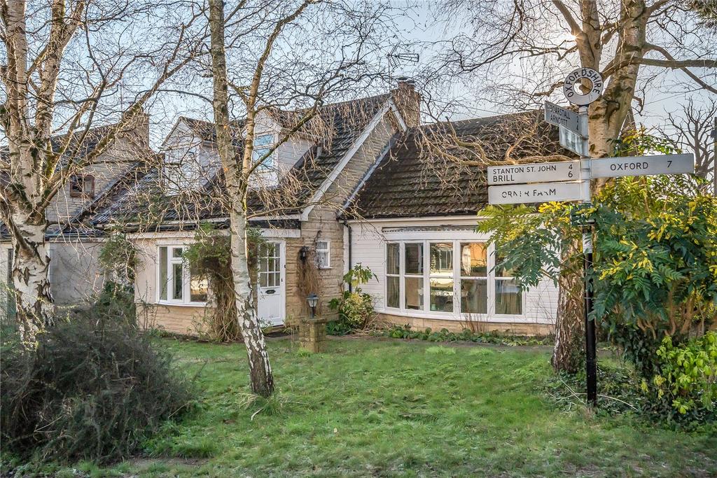 Oakley Road, HortoncumStudley, Oxfordshire 4 bed semidetached house