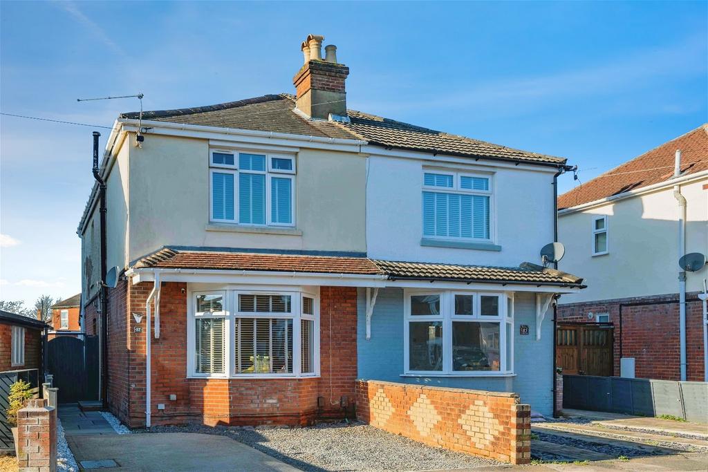 Knighton Road, Southampton SO19 3 bed semidetached house for sale £