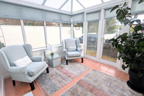 6 Glen Crescent, Stevenston, KA20 3EE