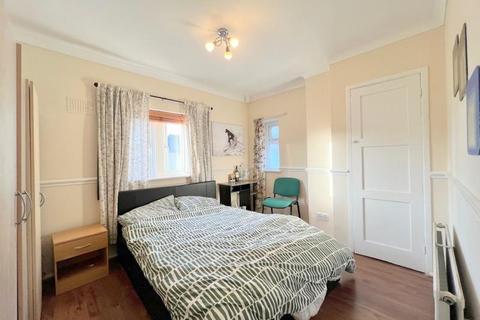 4 bedroom house to rent - Norbroke Street, Shepherds Bush, W12