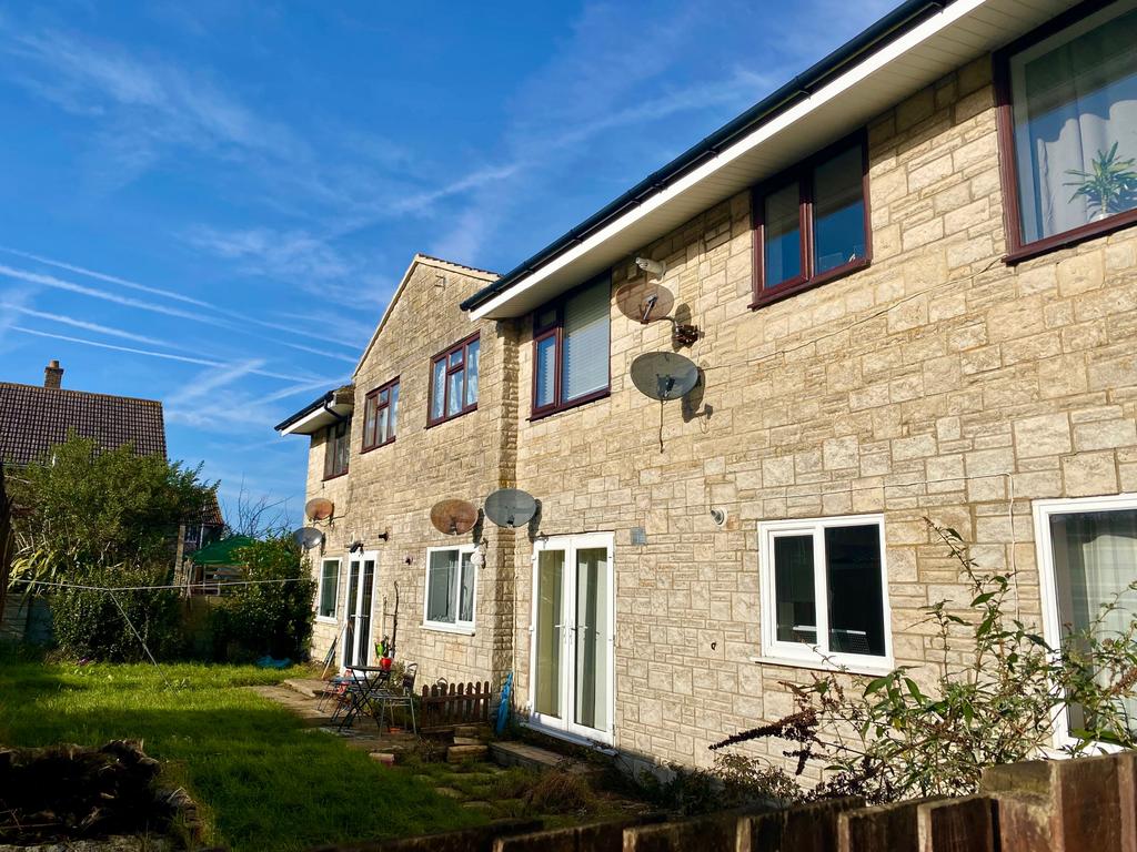 Littlemoor Road, Weymouth 2 bed apartment for sale £185,000
