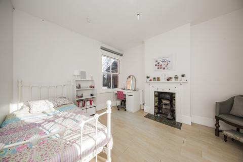 5 bedroom end of terrace house for sale, Southfield Road, Tunbridge Wells