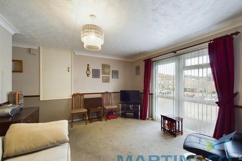 2 bedroom apartment for sale, Enfield Chase, Guisborough