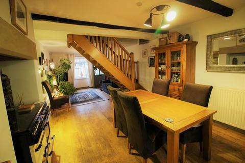 4 bedroom end of terrace house for sale, Kinder Road, High Peak SK22
