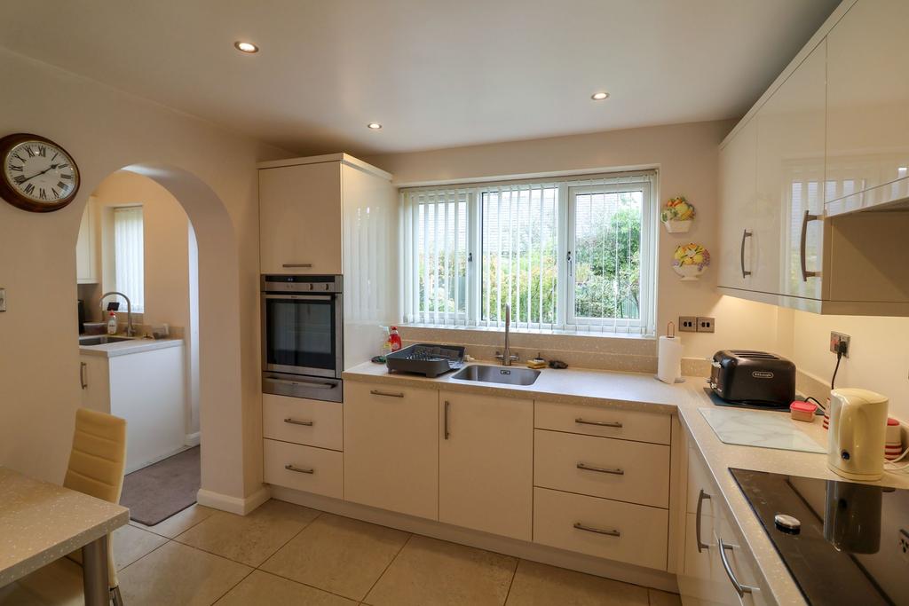 Kitchen/breakfast/utility