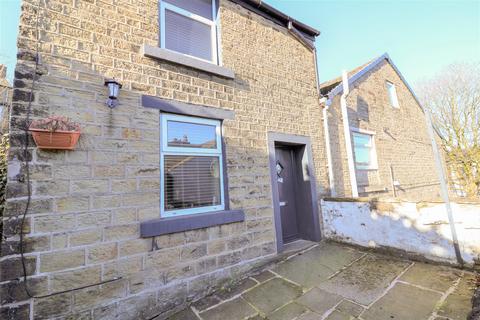 2 bedroom end of terrace house for sale, Victoria Street, Glossop SK13