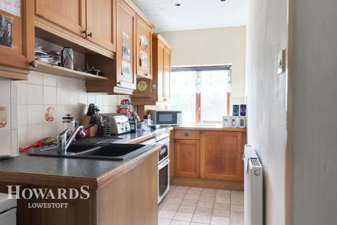 2 bedroom end of terrace house for sale, Whapload Road, Lowestoft
