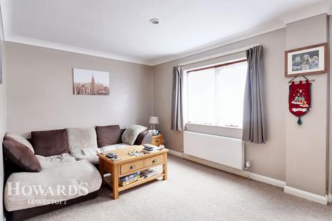 2 bedroom end of terrace house for sale, Whapload Road, Lowestoft