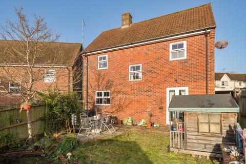 3 bedroom detached house for sale - Harwood Close, Codmore Hill, Pulborough, West Sussex