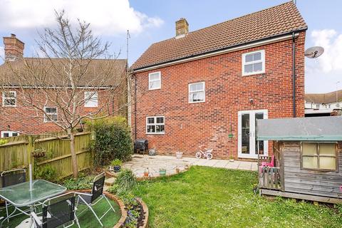 3 bedroom detached house for sale, Harwood Close, Codmore Hill, Pulborough, West Sussex
