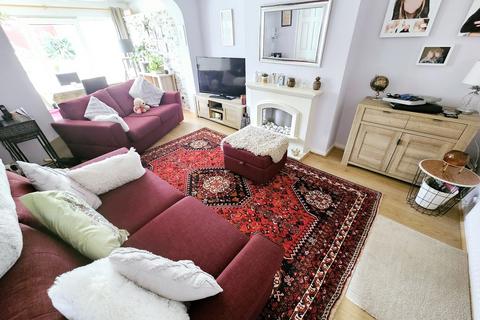 2 bedroom semi-detached bungalow for sale - Westminster Crescent, Brackley