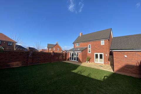 3 bedroom detached house for sale, Whitwell Drive, Drakelow