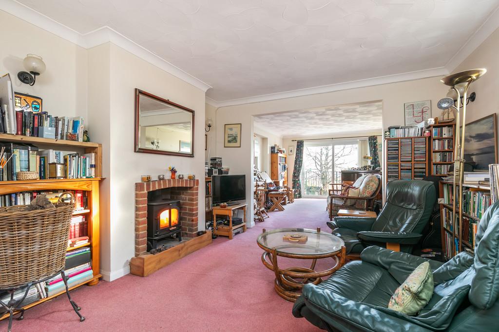 Compton Way, Winchester, SO22 4 bed detached bungalow for sale £625,000