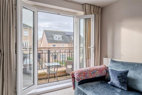 4 bedroom end of terrace house for sale - St. Andrews Walk, Newton Kyme, LS24