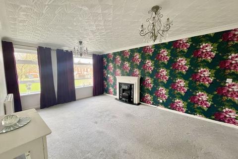 2 bedroom flat for sale, CONVAMORE ROAD, GRIMSBY