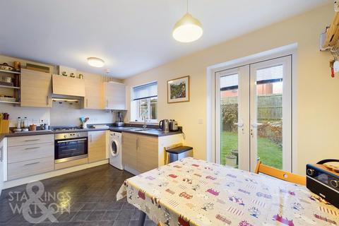 3 bedroom semi-detached house for sale, Long Meadow Drive, Diss