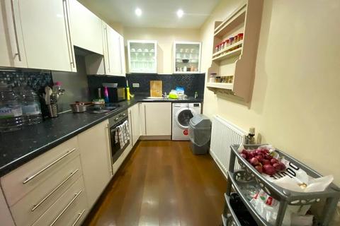 undefined, Featherstone Road, Southall