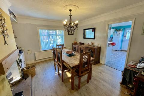4 bedroom detached bungalow for sale, High Street, Lincoln LN4