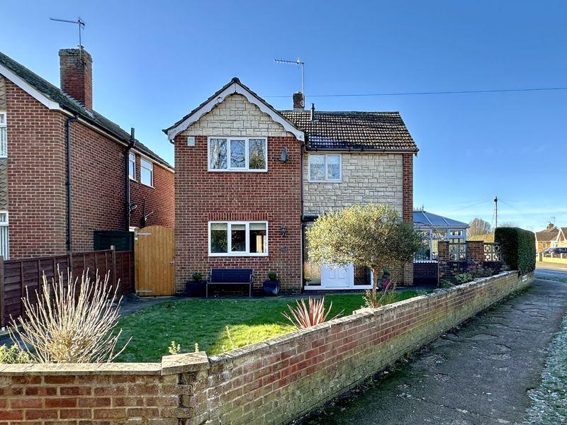 Laburnum Grove, Banbury 3 bed detached house for sale £425,000