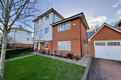 4 bedroom detached house for sale, Froxfield Way, High Wycombe HP11