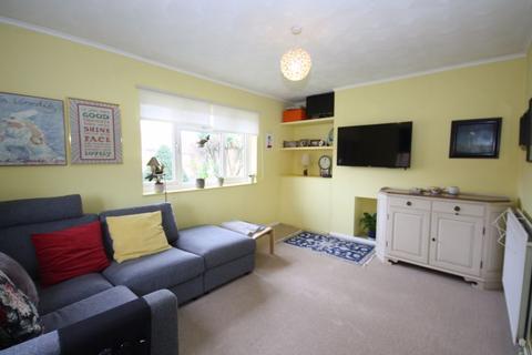 2 bedroom maisonette for sale, Wetherby Close, Northolt