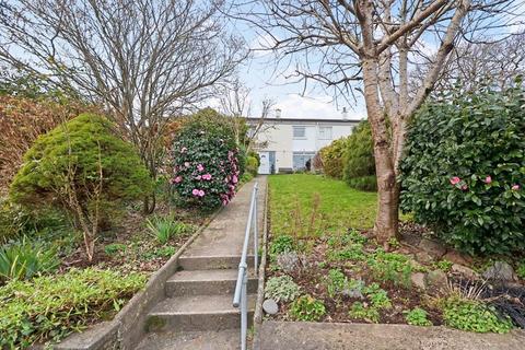 4 Gwarnick Road, Truro, TR1 2LF