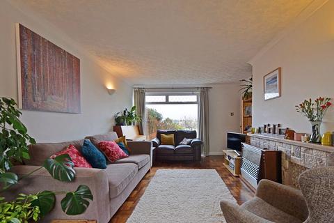 4 Gwarnick Road, Truro, TR1 2LF